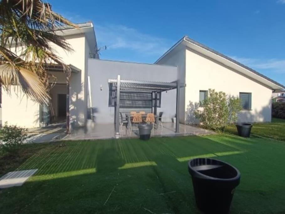 Villa Des Rives Du Tarn Avec Jacuzzi Montans Ngoại thất bức ảnh